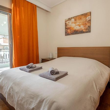 Your Cozy Six Street Apartment لاريسا المظهر الخارجي الصورة