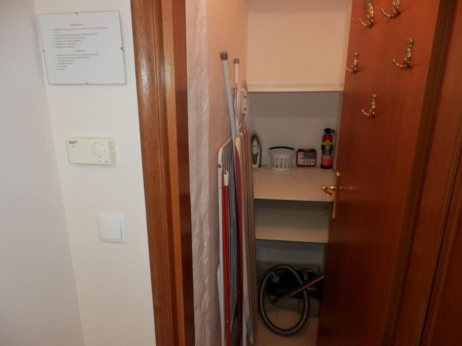 Your Cozy Six Street Apartment لاريسا المظهر الخارجي الصورة