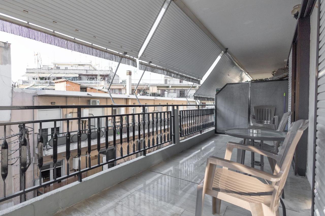 Your Cozy Six Street Apartment لاريسا المظهر الخارجي الصورة
