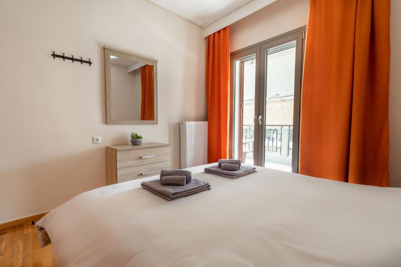 Your Cozy Six Street Apartment لاريسا المظهر الخارجي الصورة